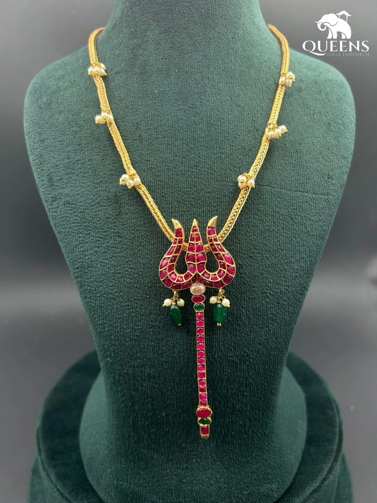 BHAIRAVI NECKLACE