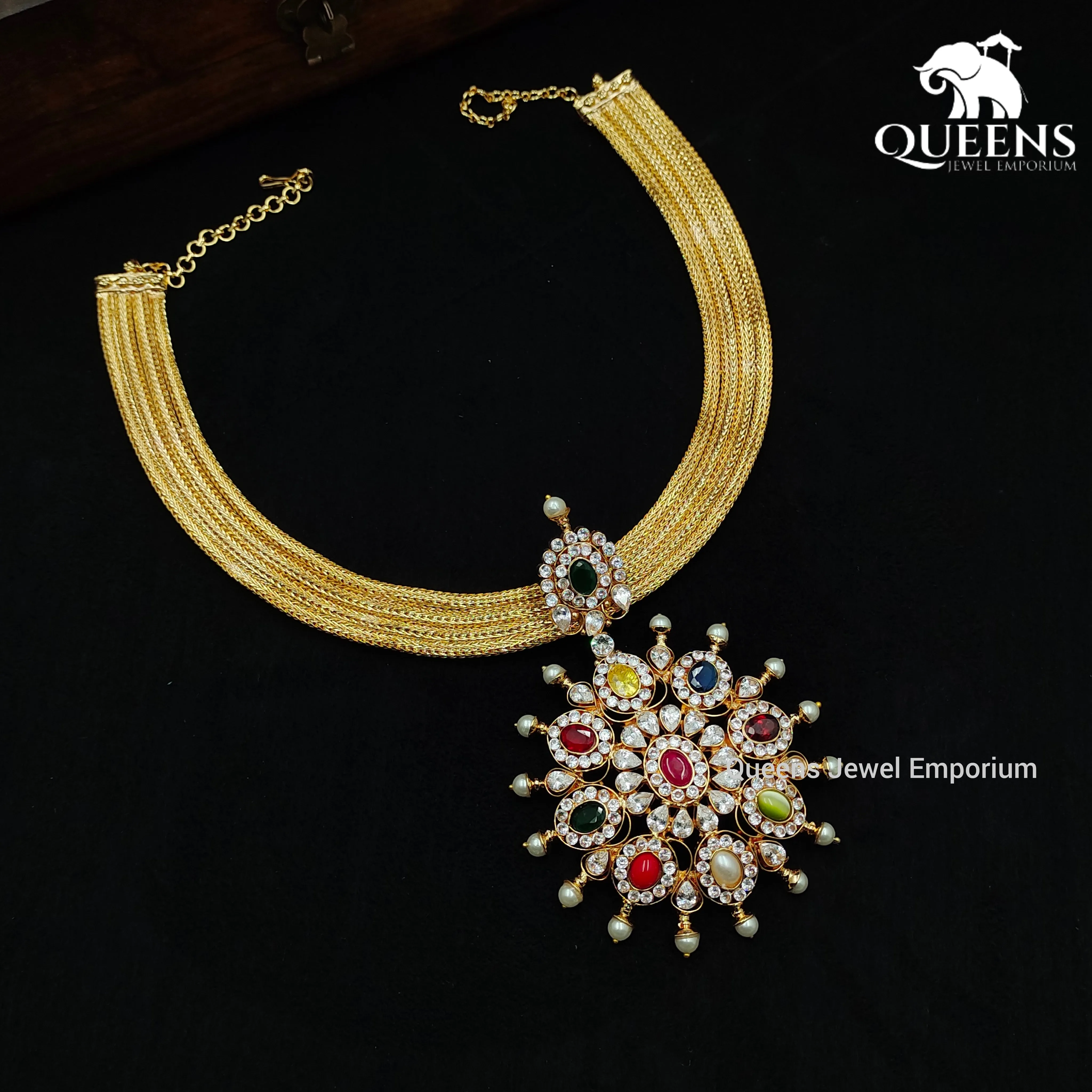 INAGYA KANTI NECKLACE